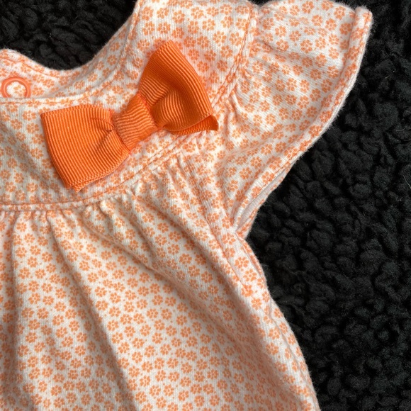 BABY GIRL ORANGE AND WHITE ROMPER | 6 MONTHS - Picture 7 of 8